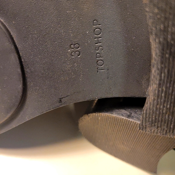 7.5 US TOPSHOP black all Leather Marco Buckle ankle Boots. - Picture 10 of 11